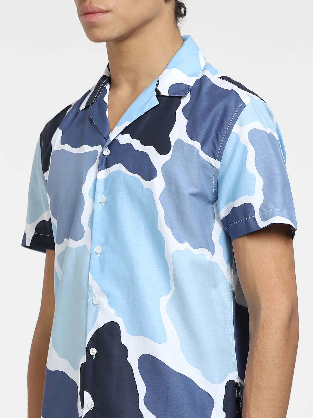 Blue Printed Short Sleeves Shirt - Image 5