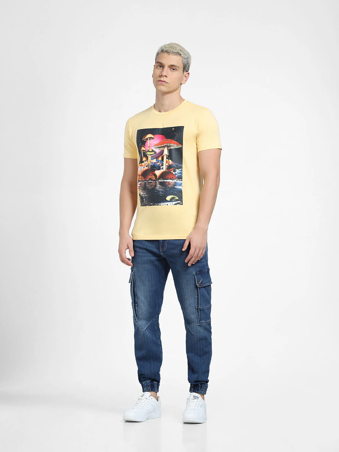 Beige Graphic Print Crew Neck T-shirt - Image 6