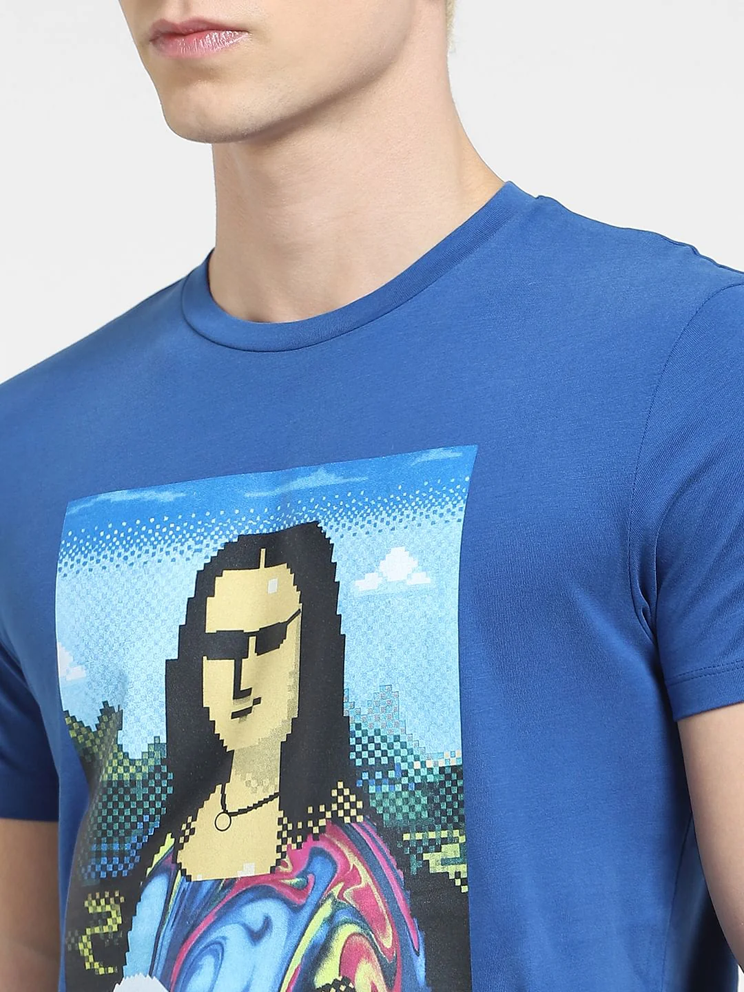 Blue Mona Lisa Print Crew Neck T-shirt - Image 5