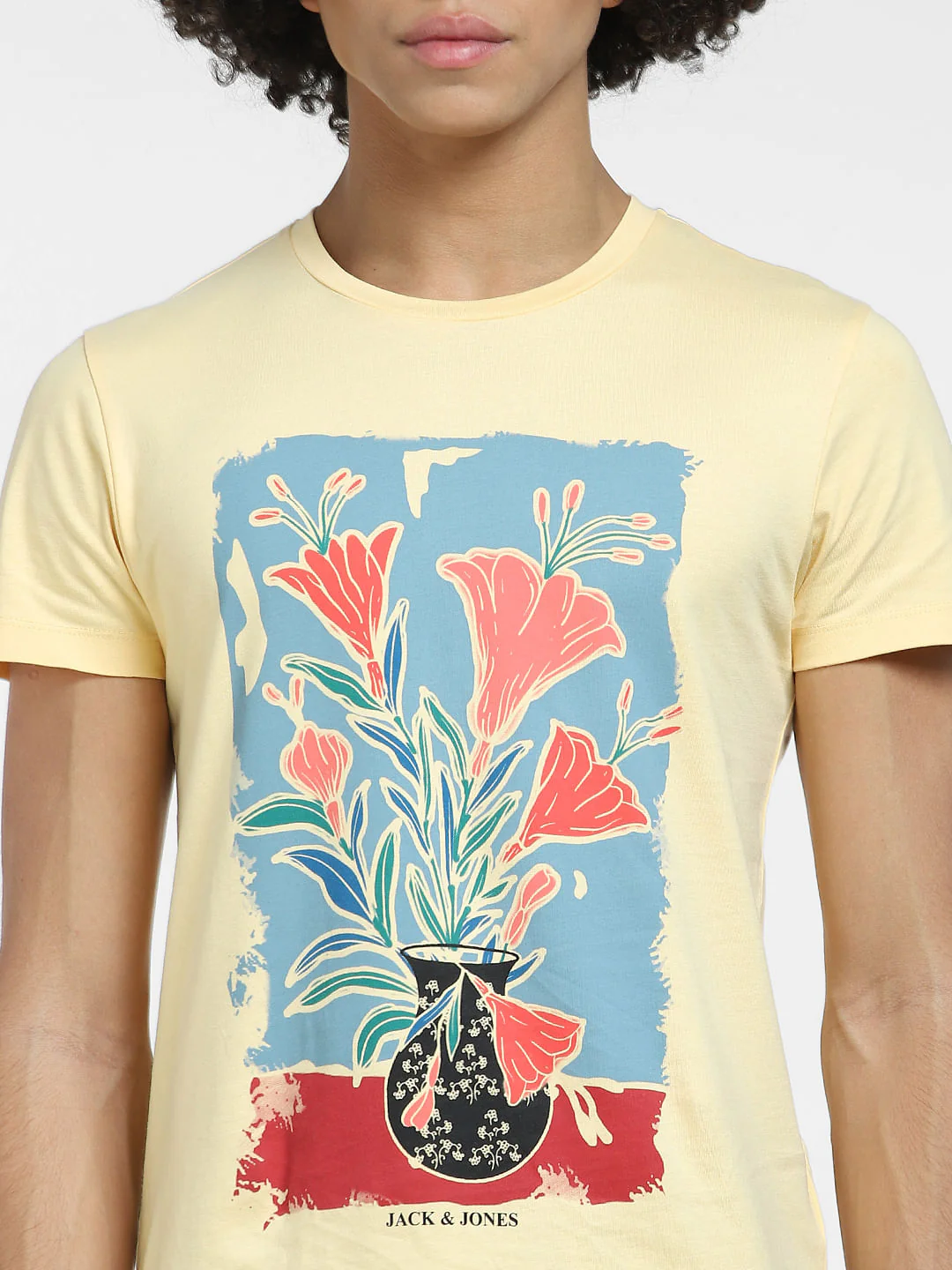 Beige Graphic Print Crew Neck T-shirt - Image 5