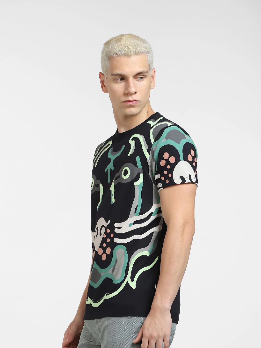 Black Printed Crew Neck T-shirt - Image 3