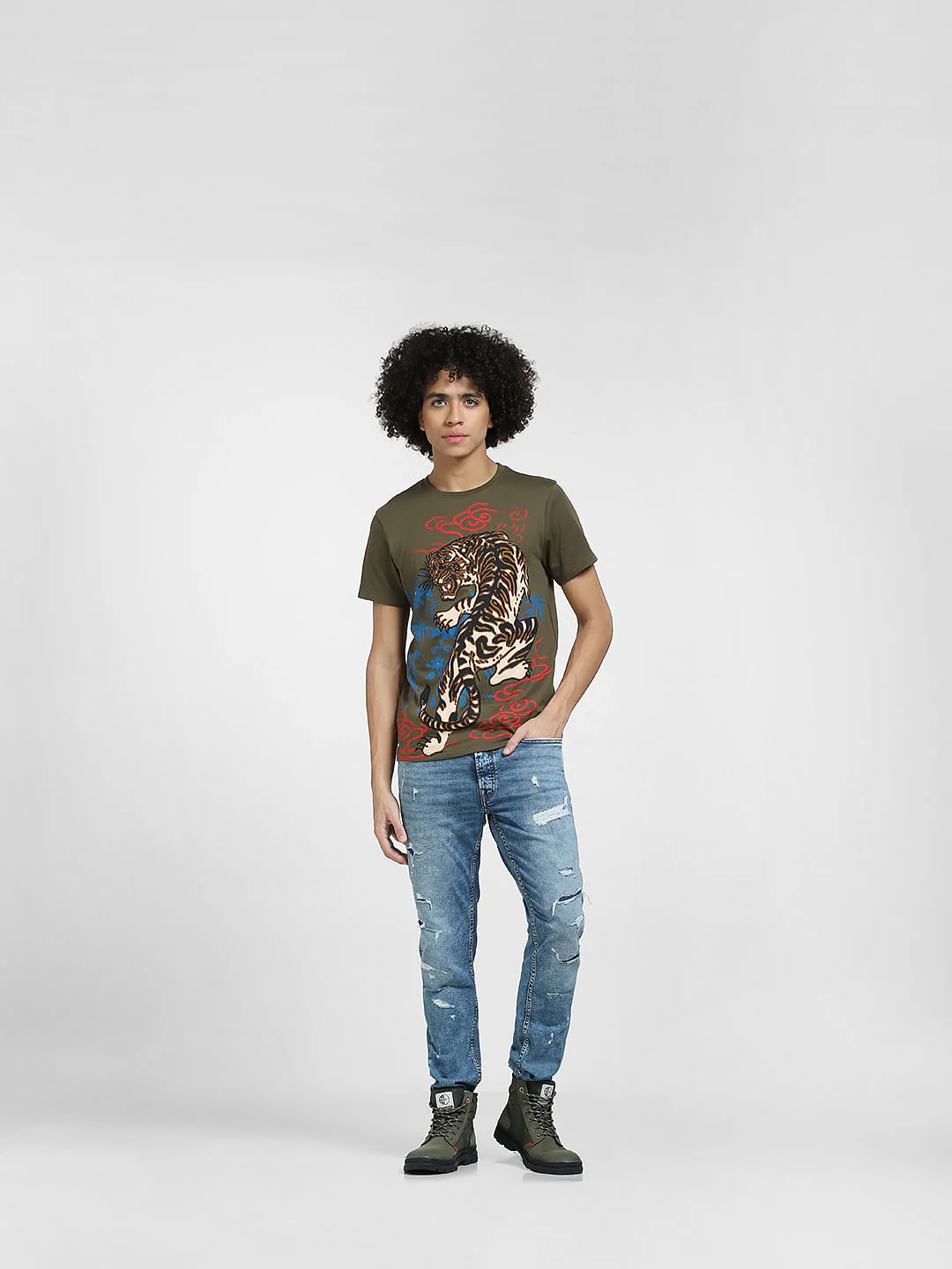 Green Graphic Print Crew Neck T-shirt - Image 6