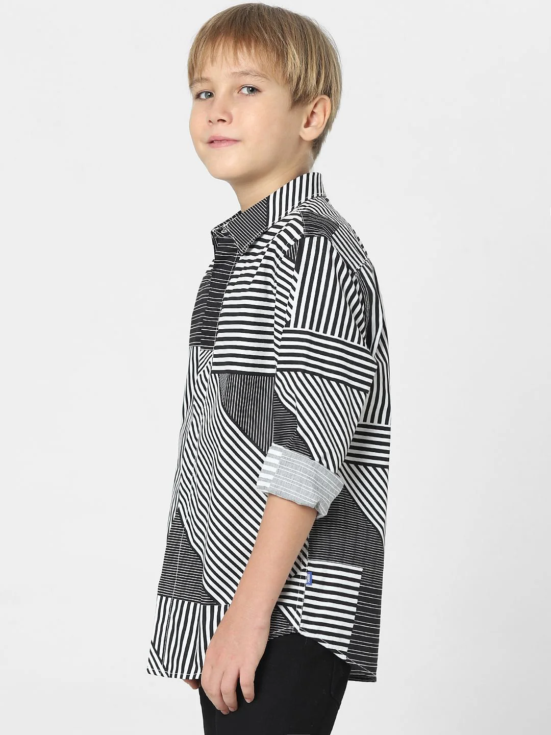 Boys Black Monochrome Full Sleeves Shirt - Image 3
