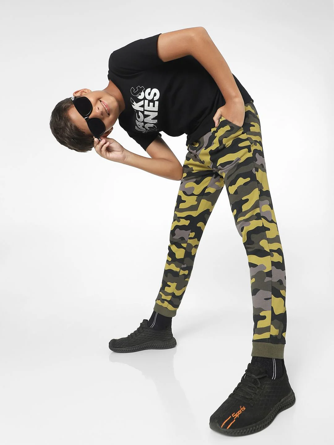 Green Mid Rise Camo Print Sweatpants