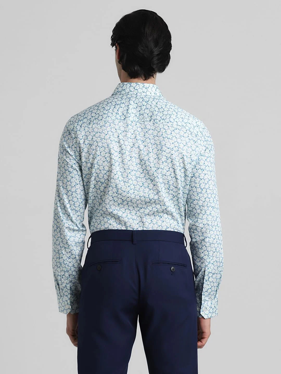 White & Blue Floral Full Sleeves Shirt - Image 5