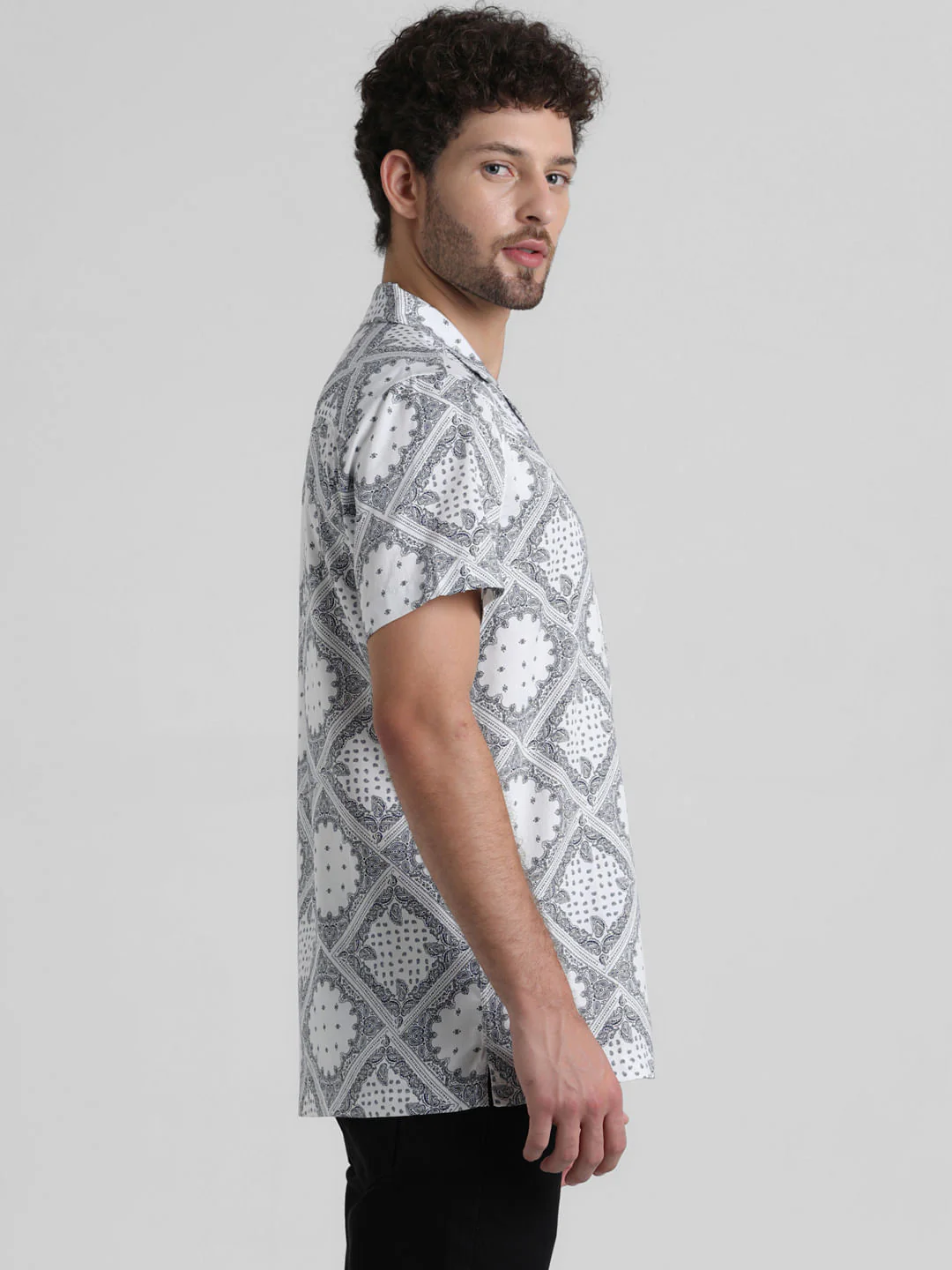 White Abstract Print Shirt - Image 3