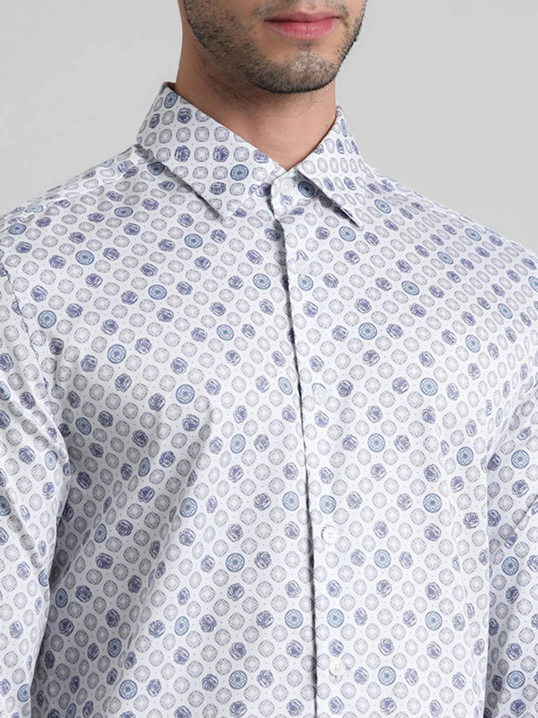White Abstract Print Formal Shirt - Image 5