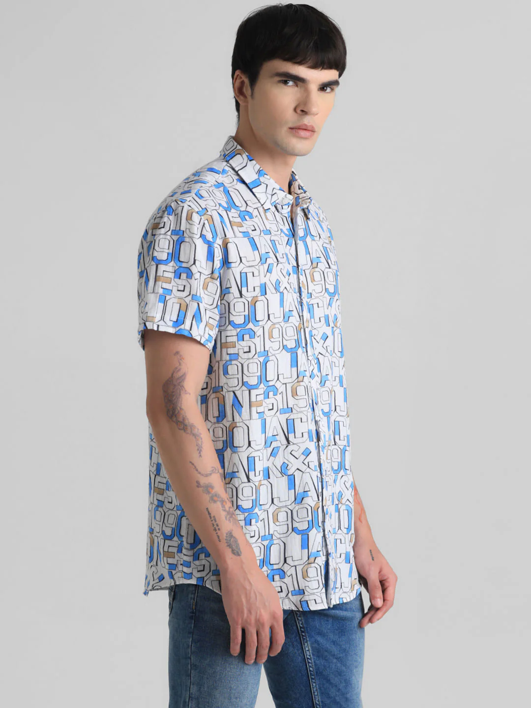 White Logo Print Short Sleeves Shirt - Image 3