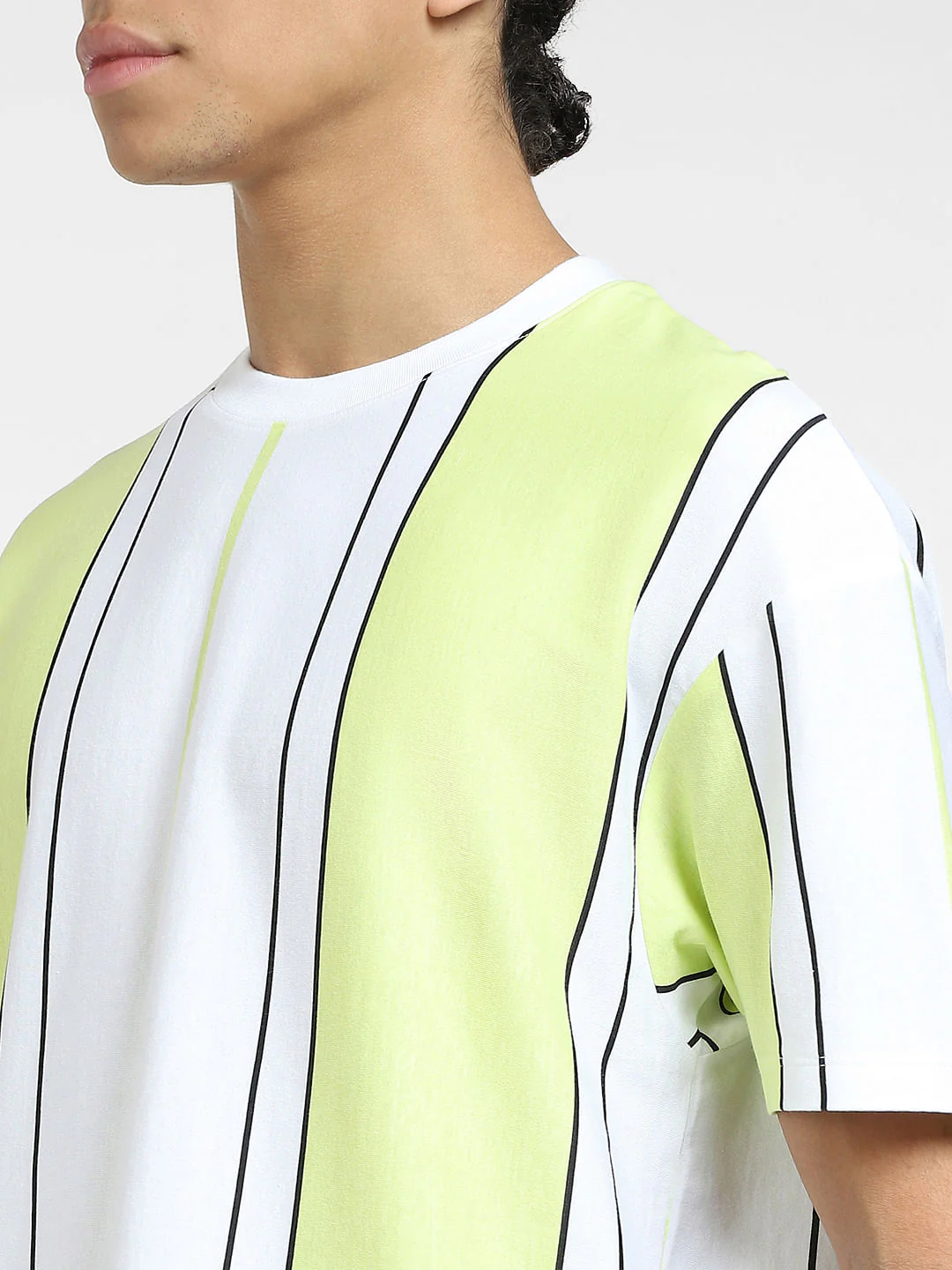 Green Striped Crew Neck T-shirt - Image 5