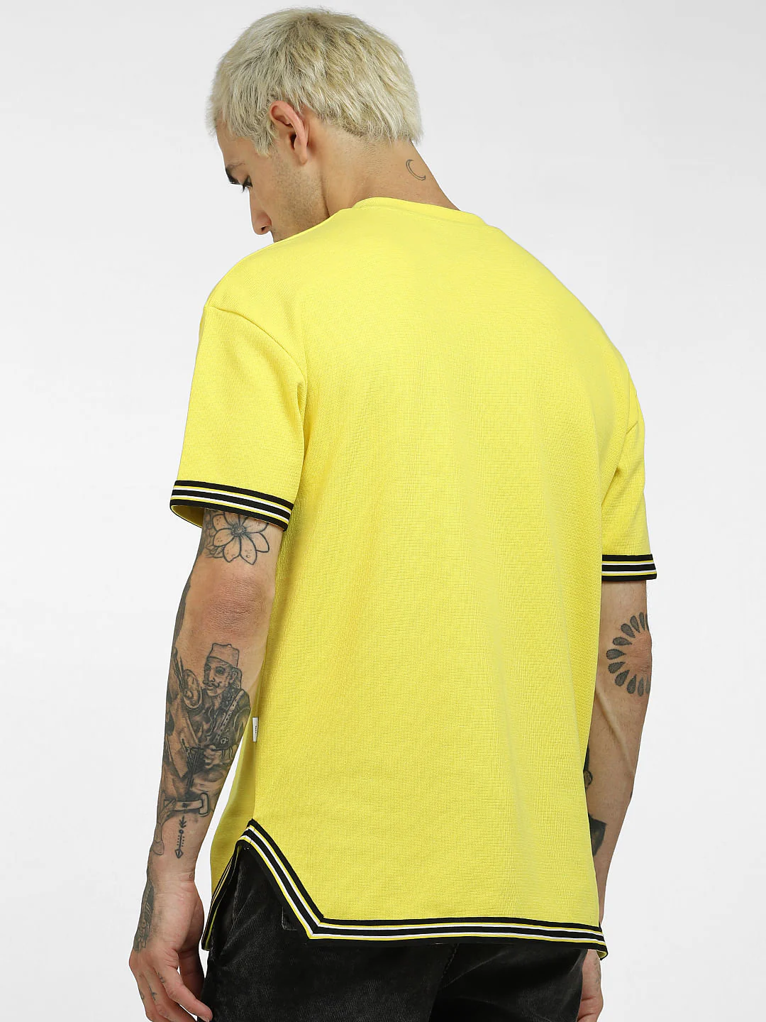Yellow Contrast Tipping Crew Neck T-shirt - Image 4