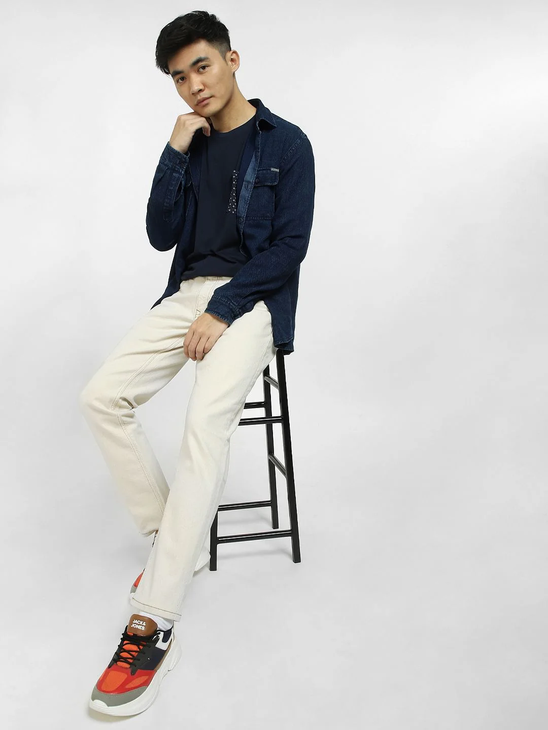 Beige Low Rise Tim Anti Fit Jeans