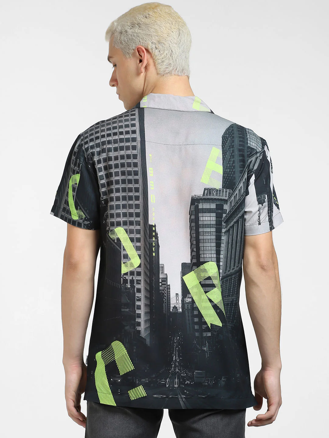 Black Printed Short Sleeve Shirt - Image 4