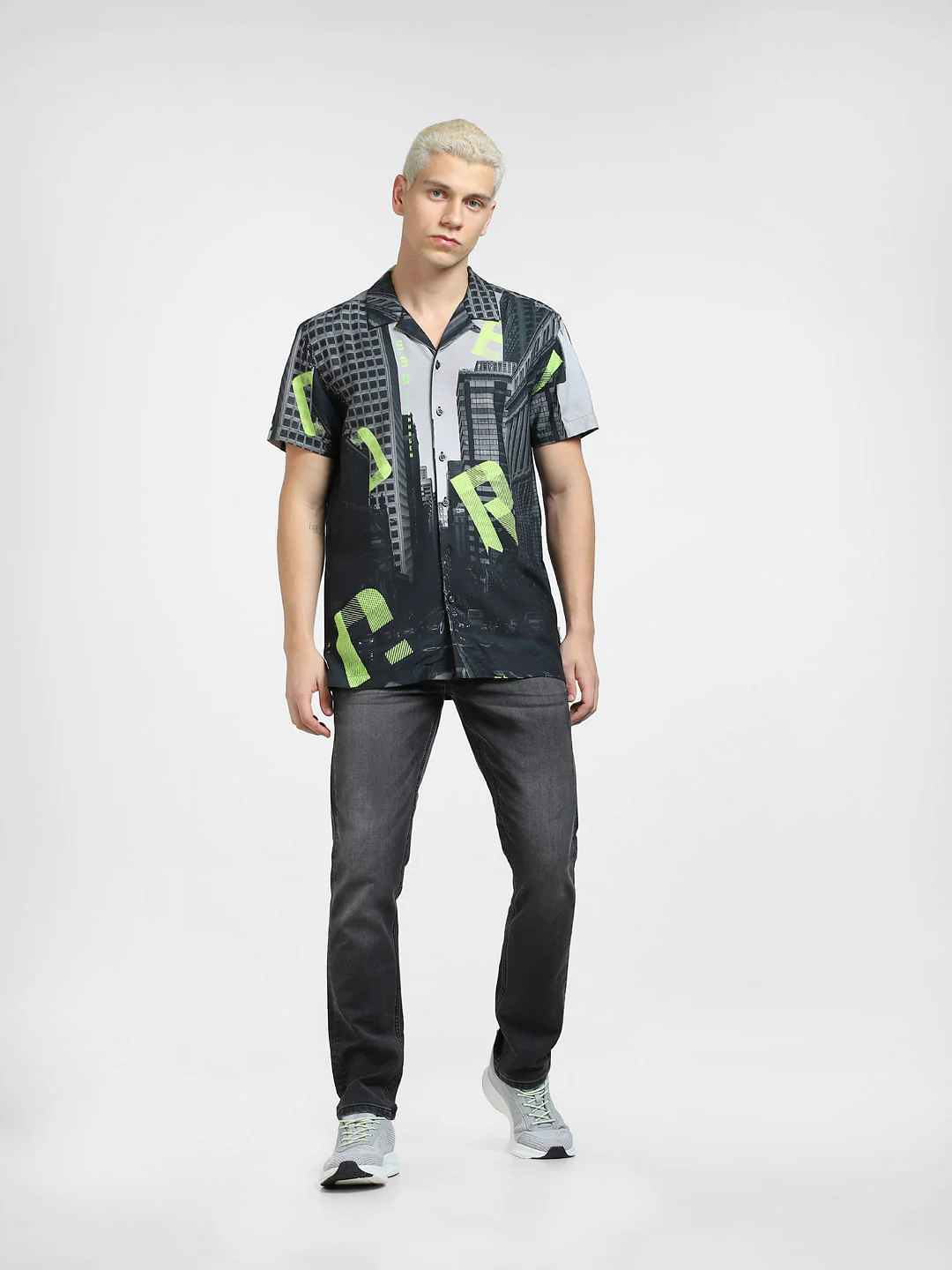 Black Printed Short Sleeve Shirt - Image 6