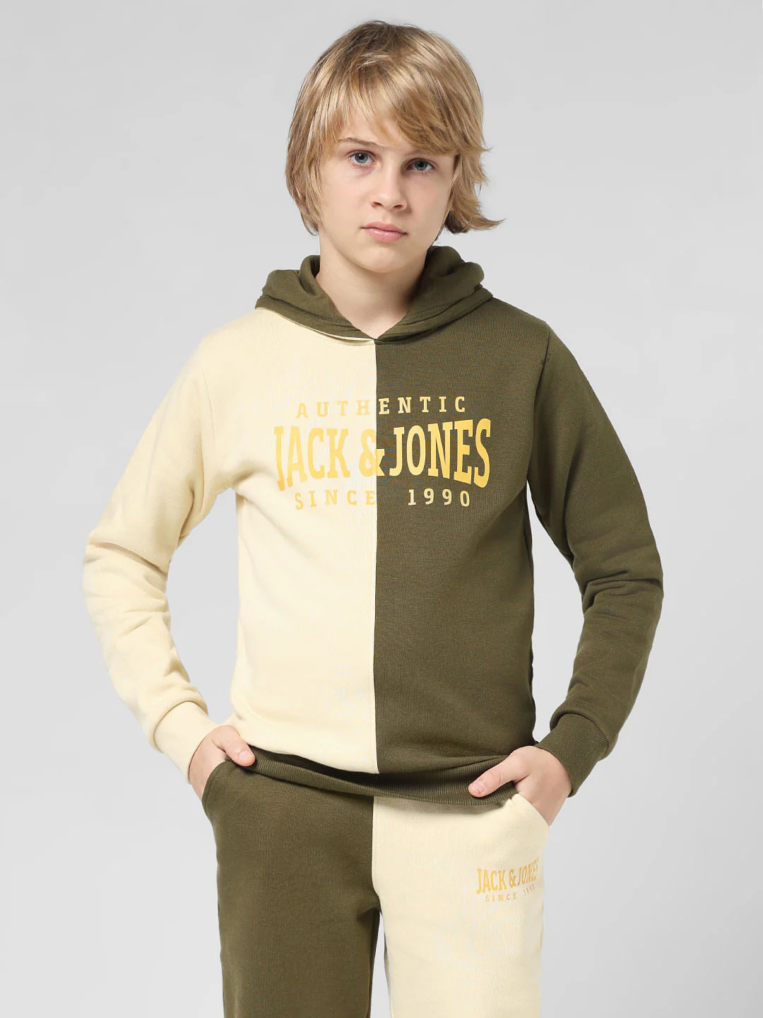 JUNIOR BOYS Green Colourblocked Co-ord Sweatshirt - Image 2