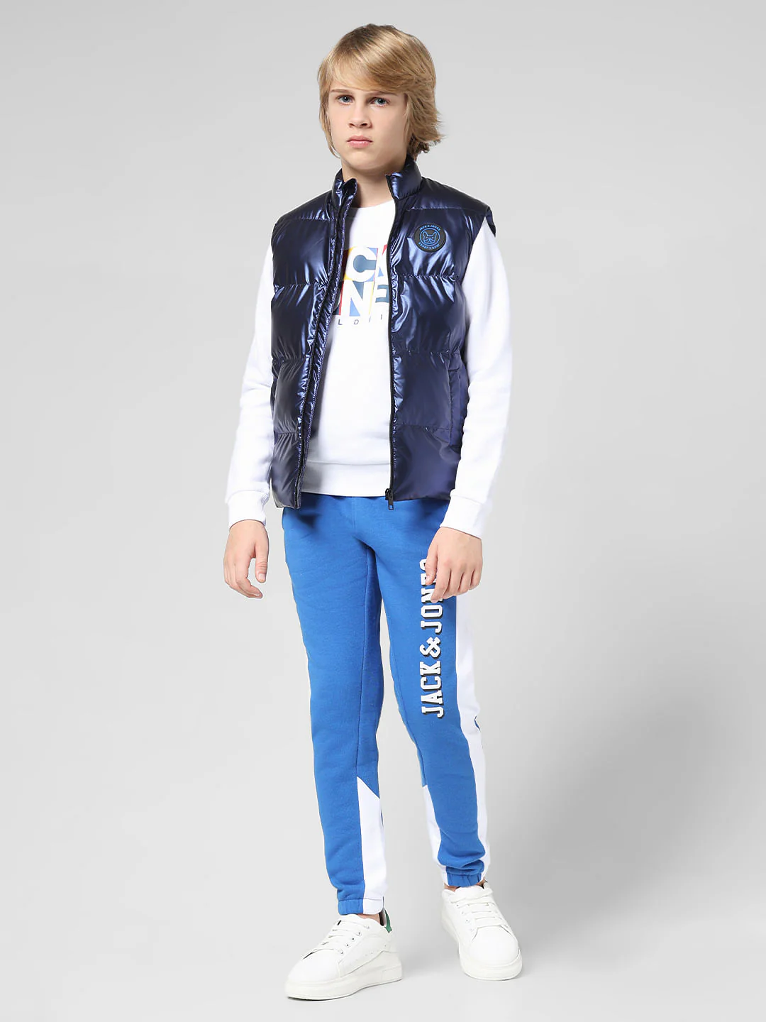 JUNIOR BOYS Blue Sleeveless Puffer Jacket - Image 5