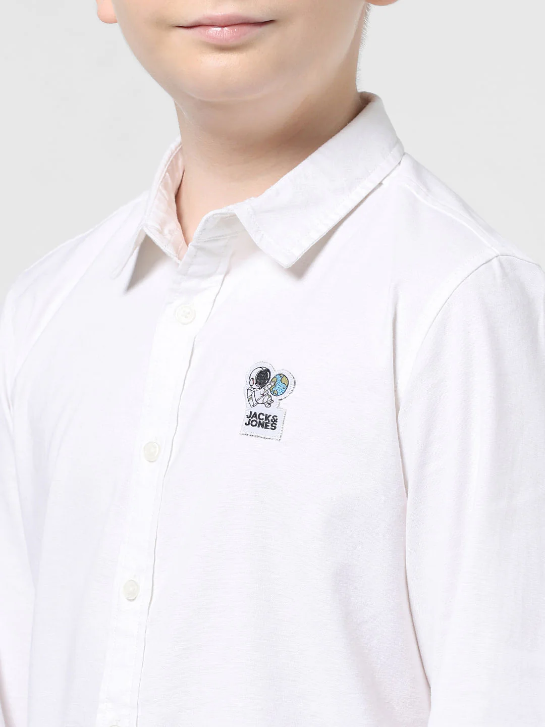 White Applique Detail Full Sleeves Shirt - Image 4