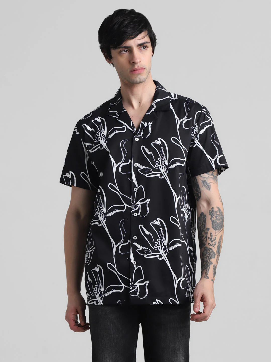 Black Floral Printed Shirt - Image 2
