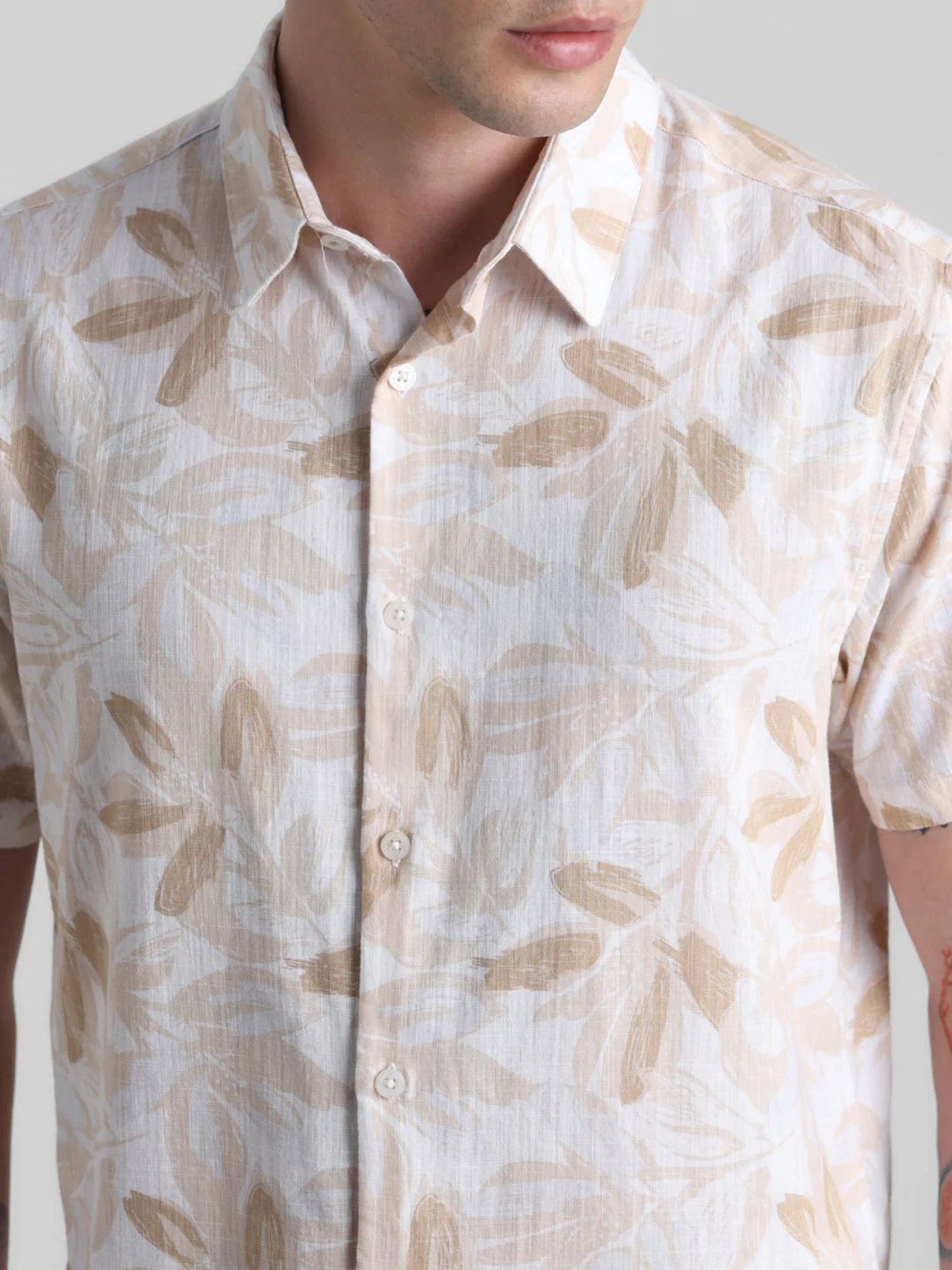 Beige Floral Short Sleeve Shirt - Image 5