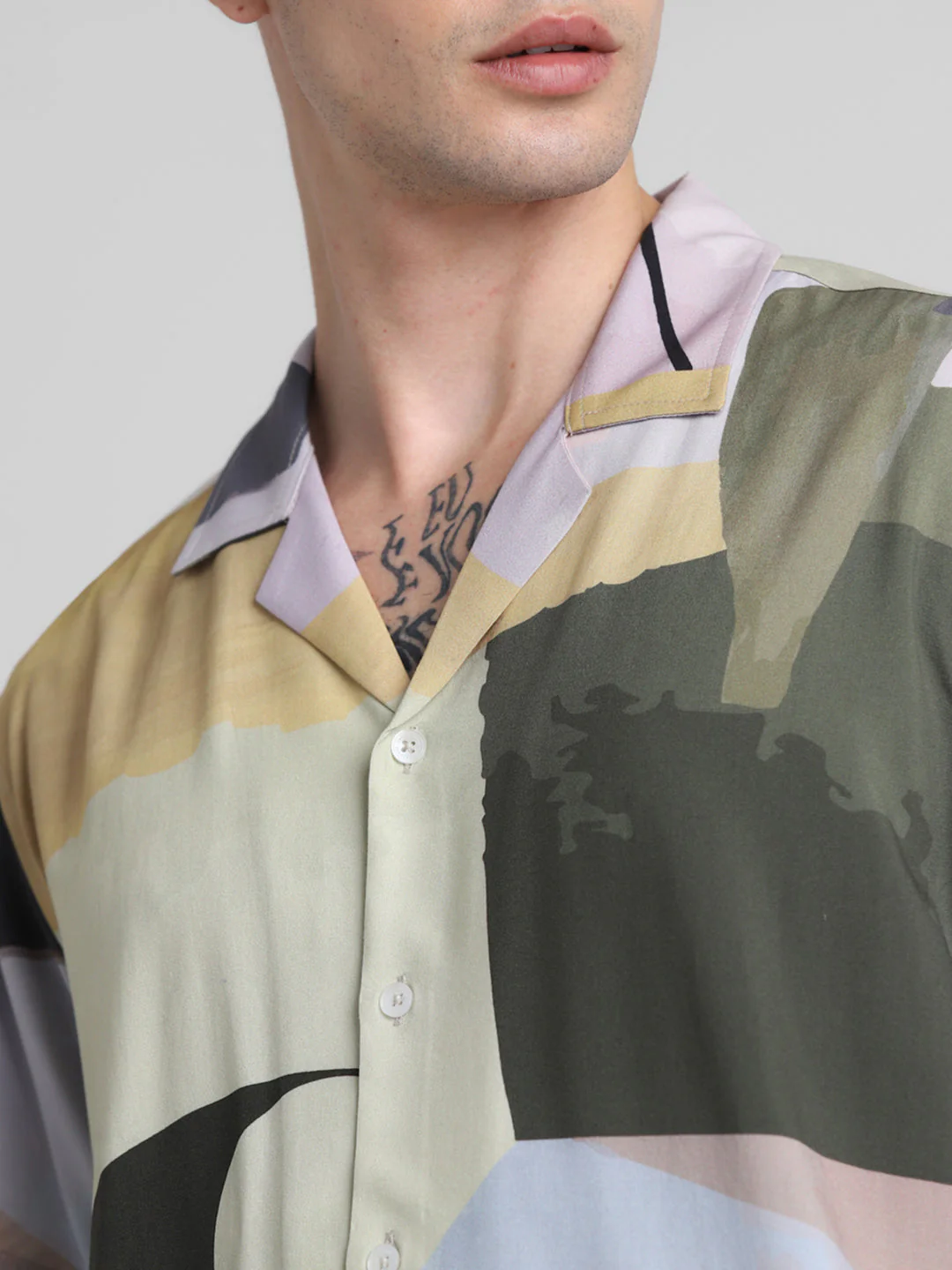 Scenic Print Resort Shirt - Image 5