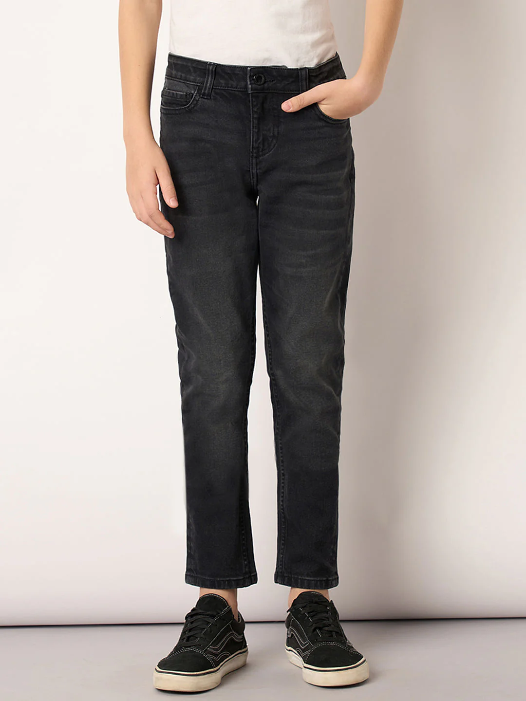 Boys Dark Grey Mid Rise Slim Fit Jeans - Image 2