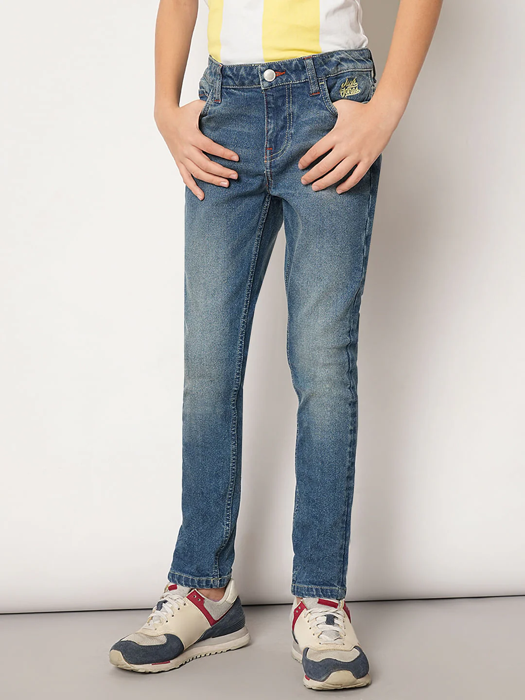 Boys Blue Mid Rise Regular Fit Jeans - Image 2
