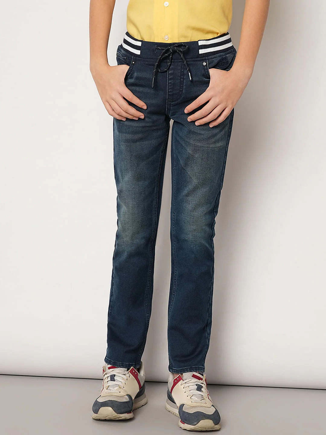 Boys Blue Mid Rise Regular Fit Jeans - Image 2