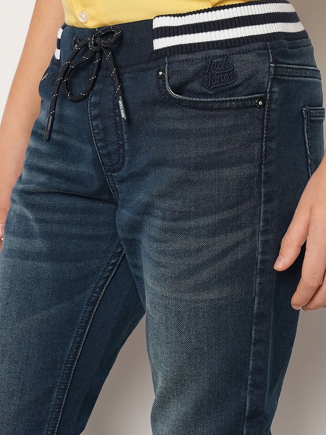 Boys Blue Mid Rise Regular Fit Jeans - Image 6