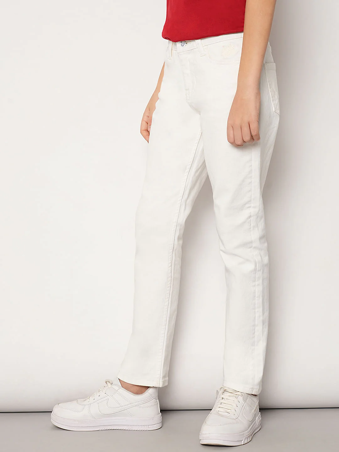 Boys White Mid Rise Regular Fit Jeans - Image 3