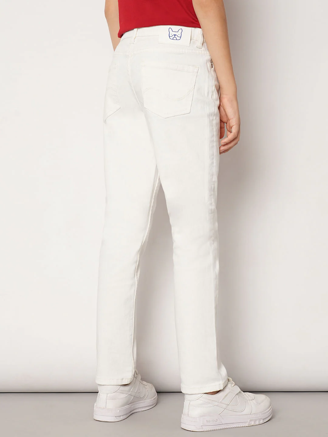 Boys White Mid Rise Regular Fit Jeans - Image 4