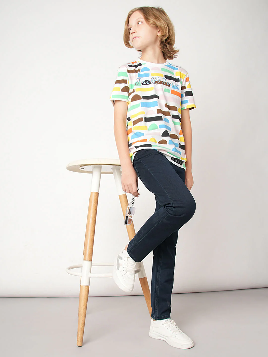 Boys White Printed Crew Neck T-shirt