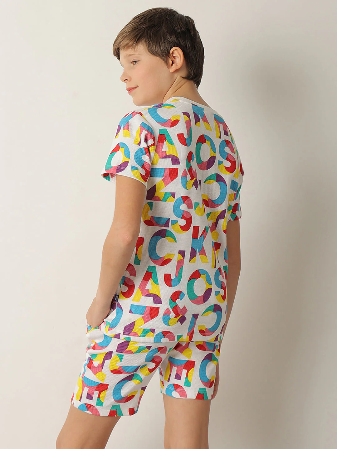 Boys White Printed Co-ord Set T-shirt - Image 4