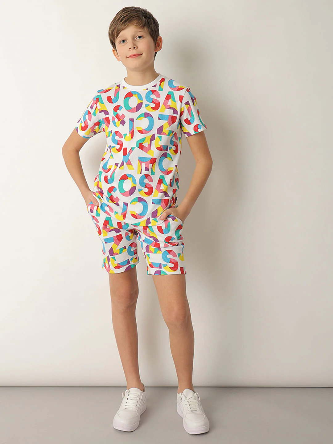 Boys White Printed Co-ord Set T-shirt - Image 5