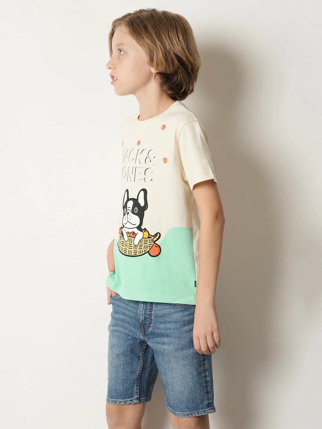 Boys Beige Colourblocked Crew Neck T-shirt - Image 3