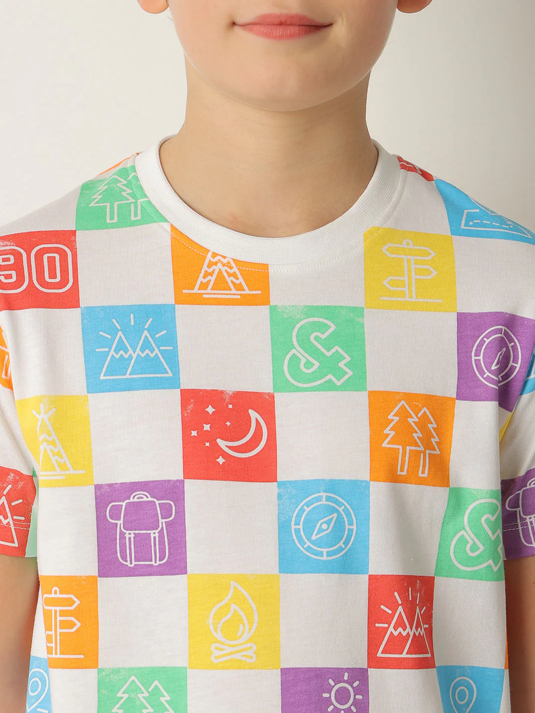 Boys White Printed Co-ord Set T-shirt - Image 6