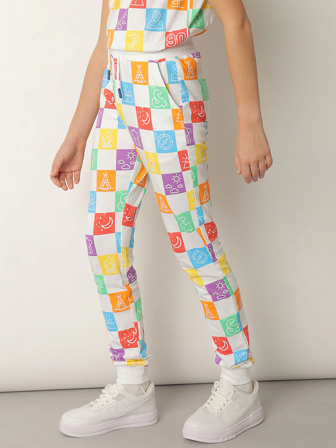 Boys White Printed Co-ord Set Sweatpants - Image 3