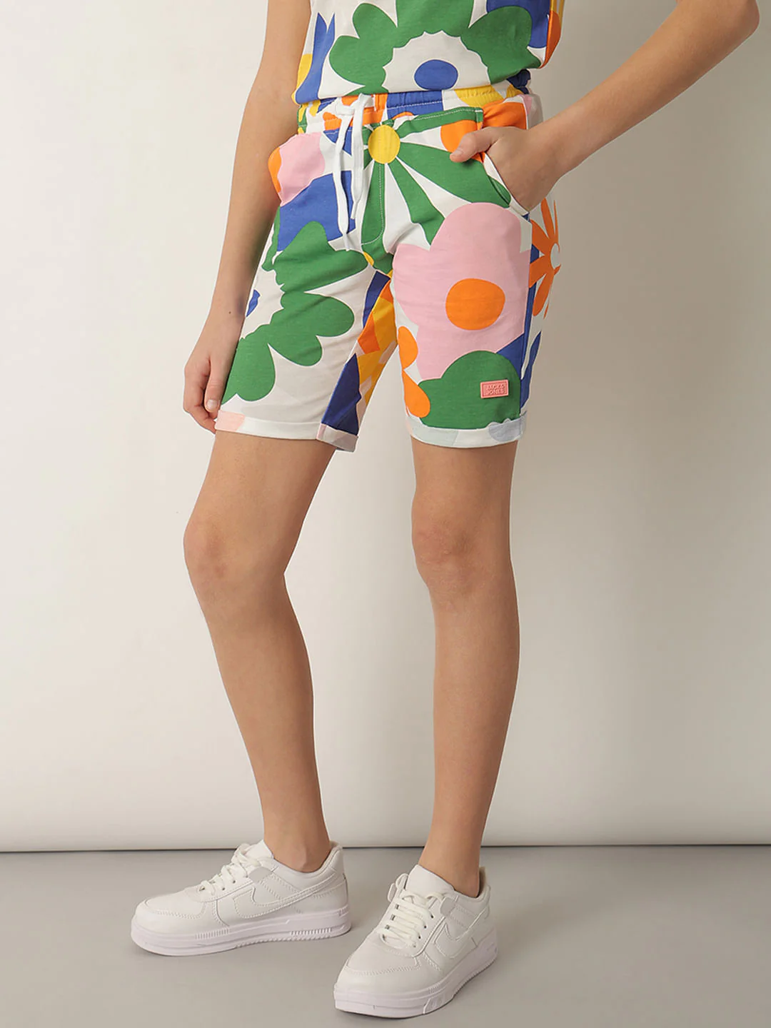 Boys Green Floral Co-ord Set Shorts - Image 3