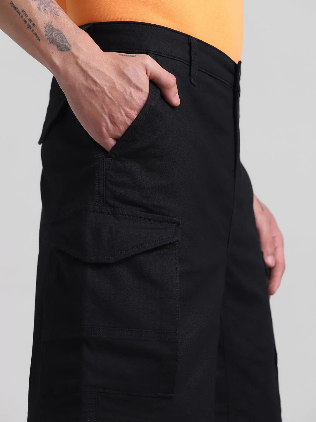 Black 6 Pocket Regular Fit Shorts - Image 4