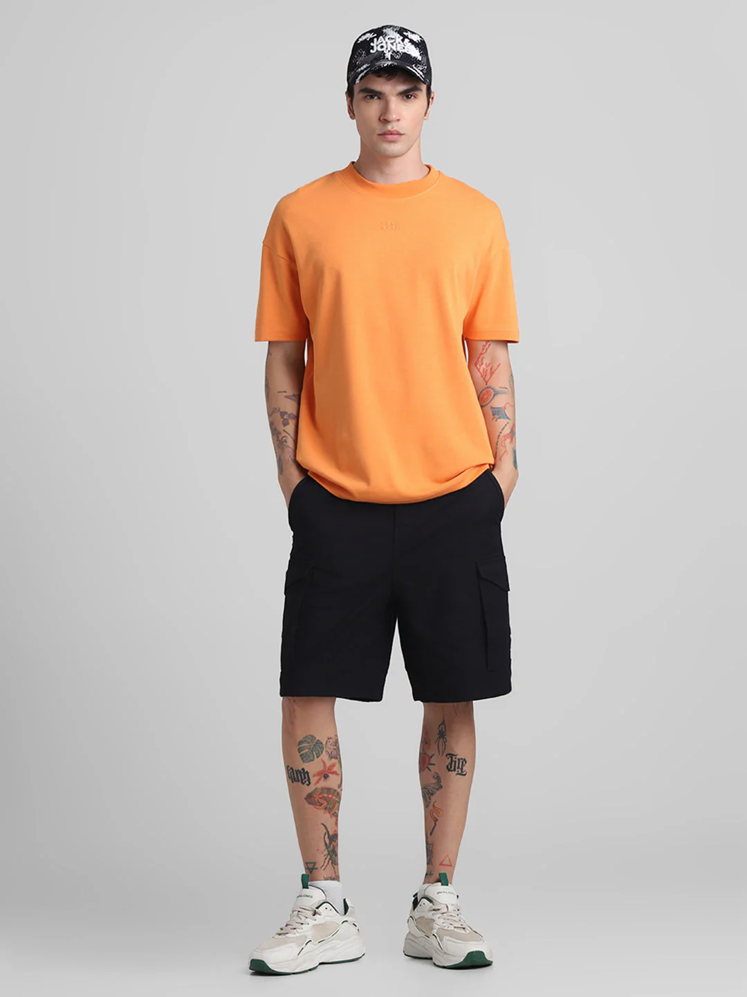 Black 6 Pocket Regular Fit Shorts - Image 6