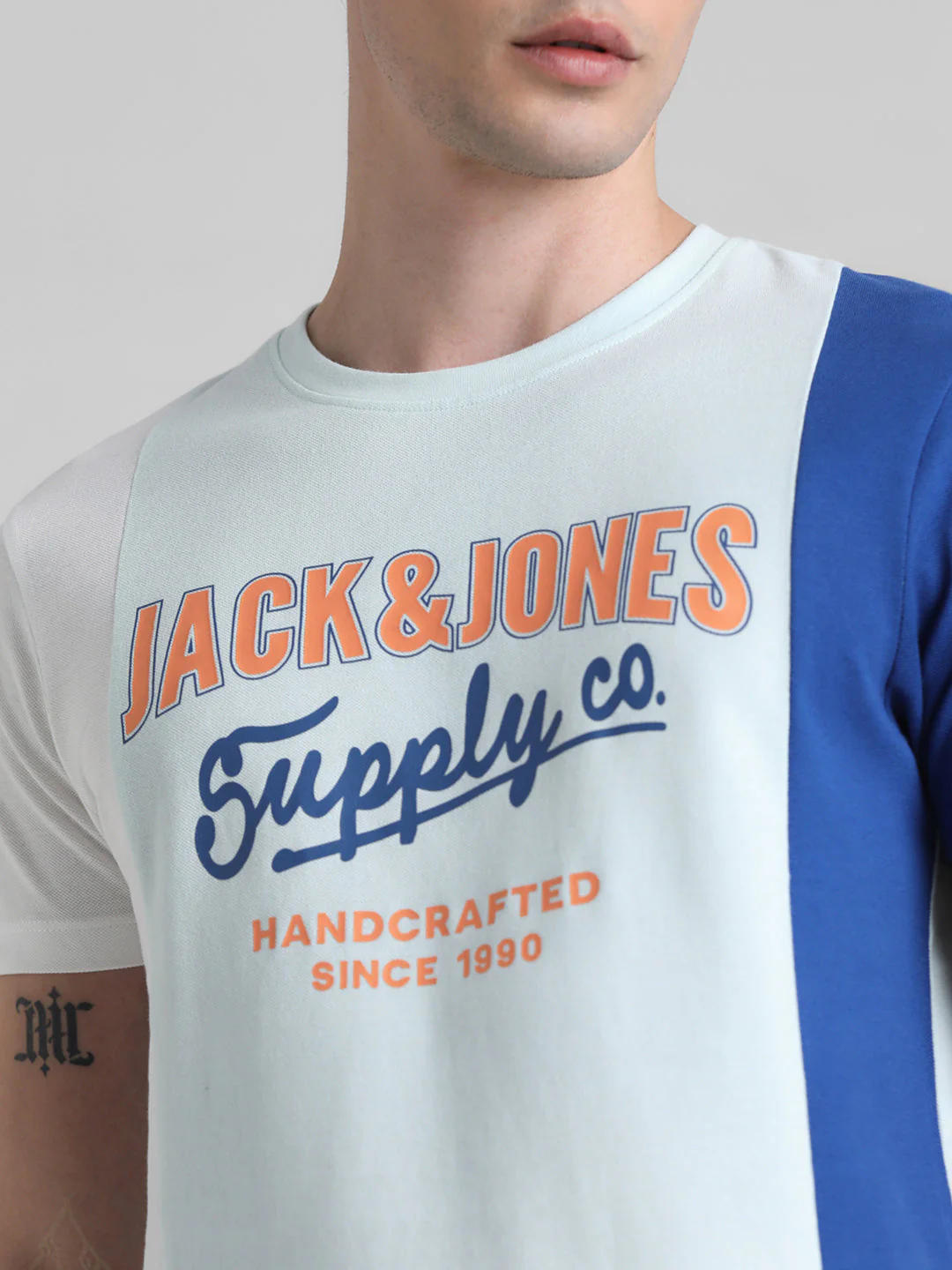 Logo Print Colourblocked T-shirt - Image 5