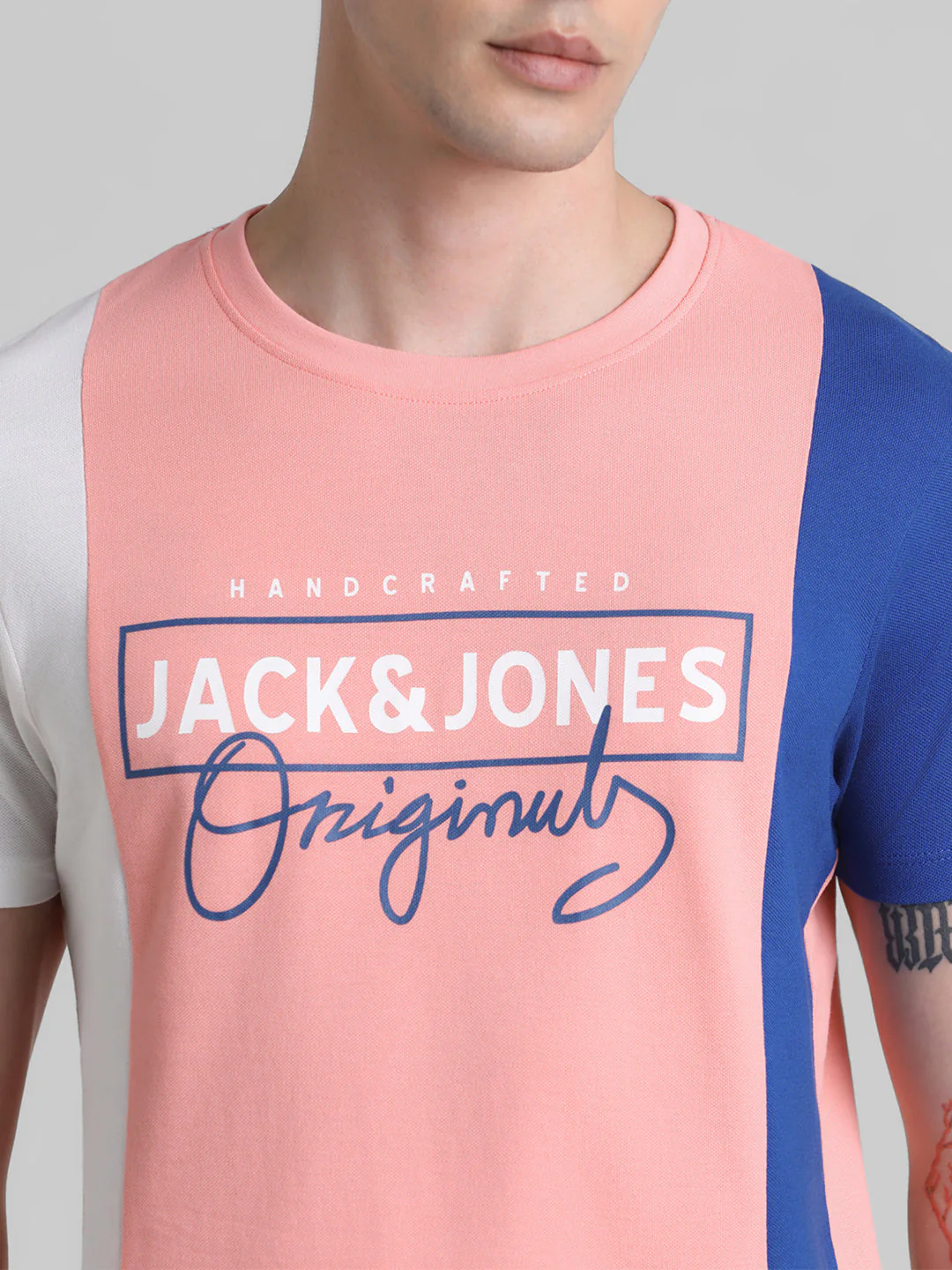 Colourblocked Logo Print T-shirt - Image 5