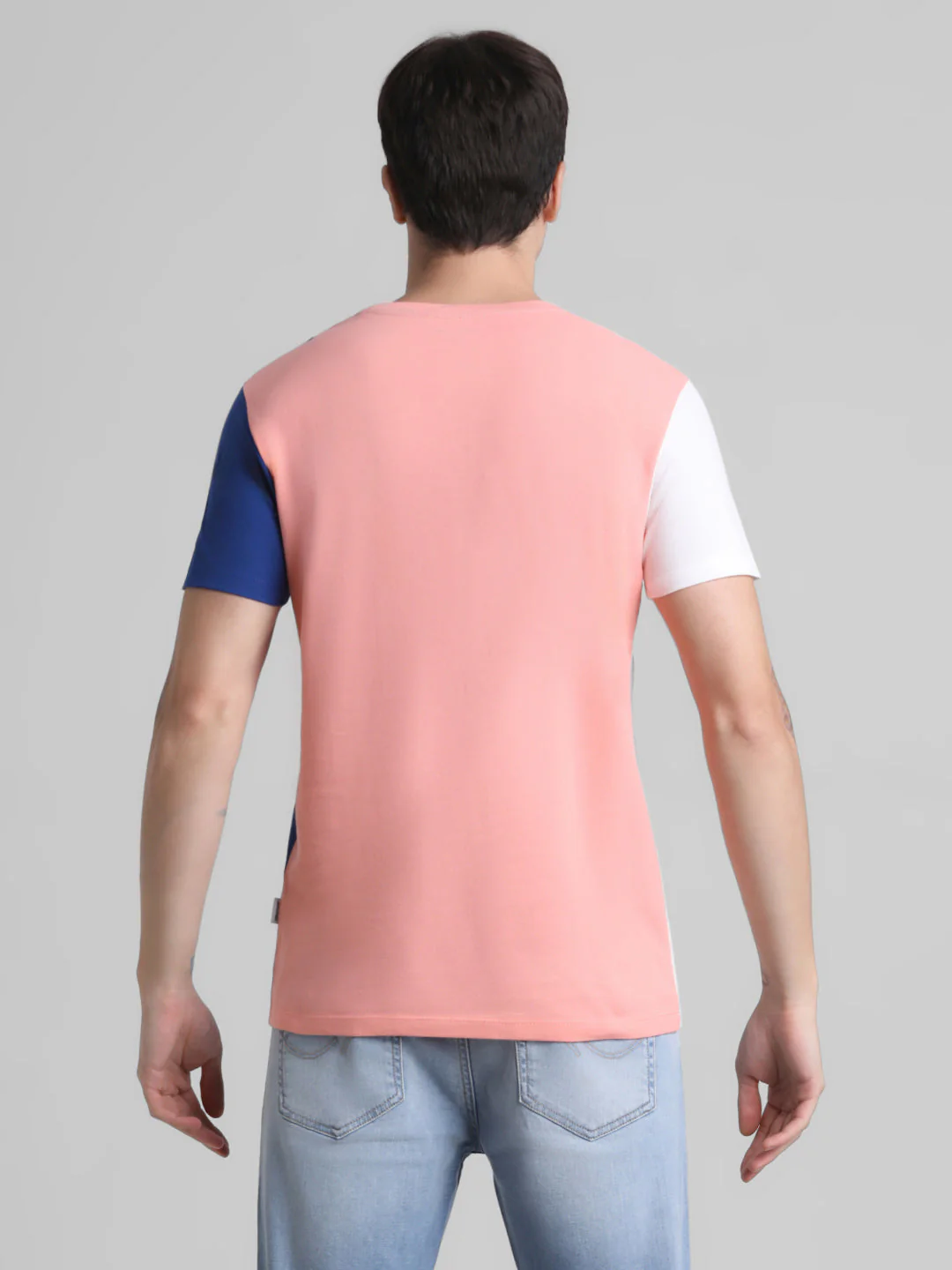 Colourblocked Logo Print T-shirt - Image 9