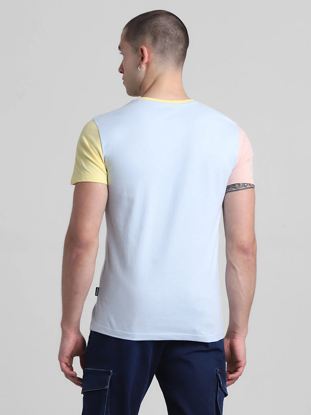 Colourblocked Printed Cotton T-shirt - Image 4