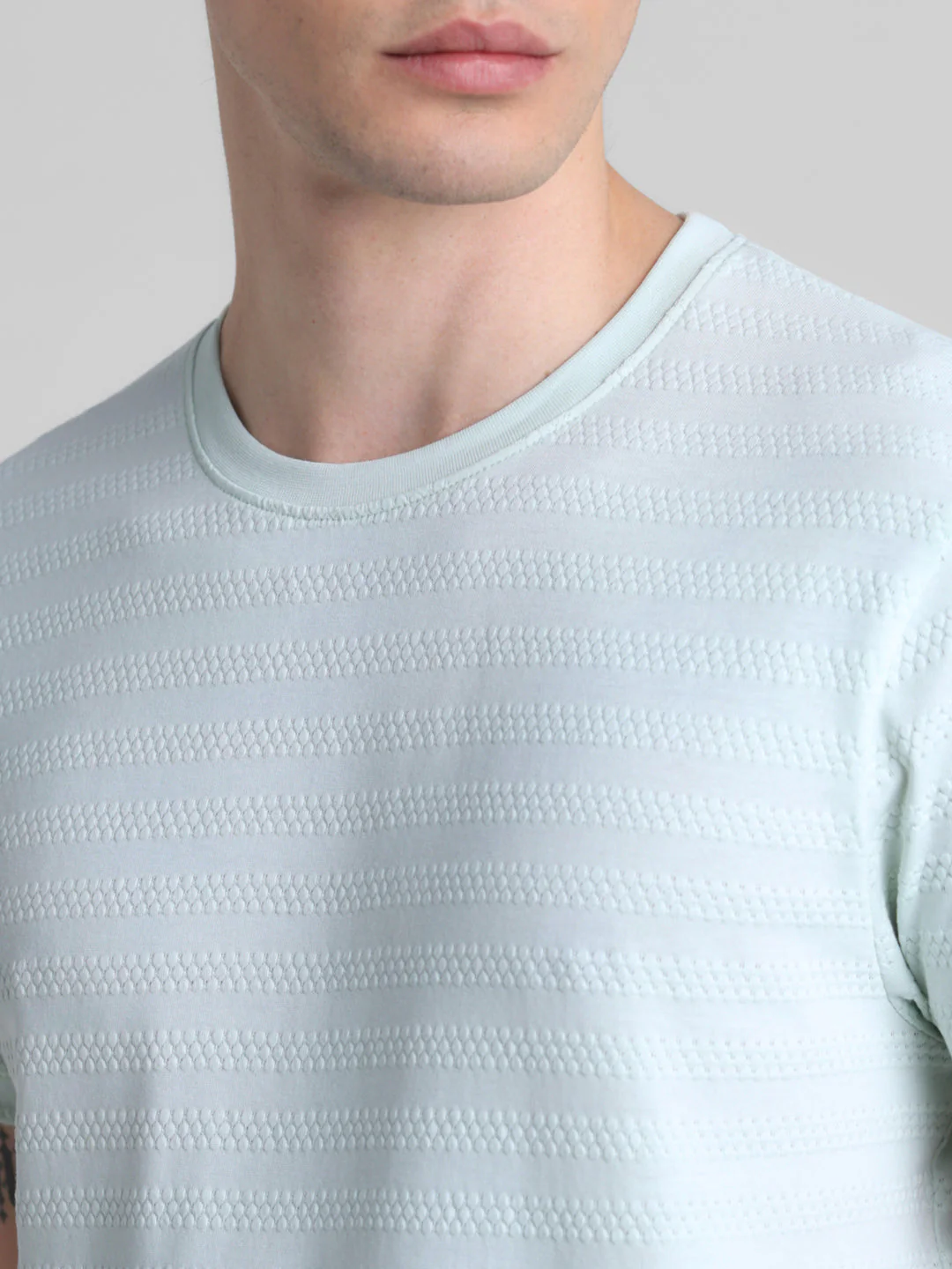 Blue Striped Slim Fit T-shirt - Image 5