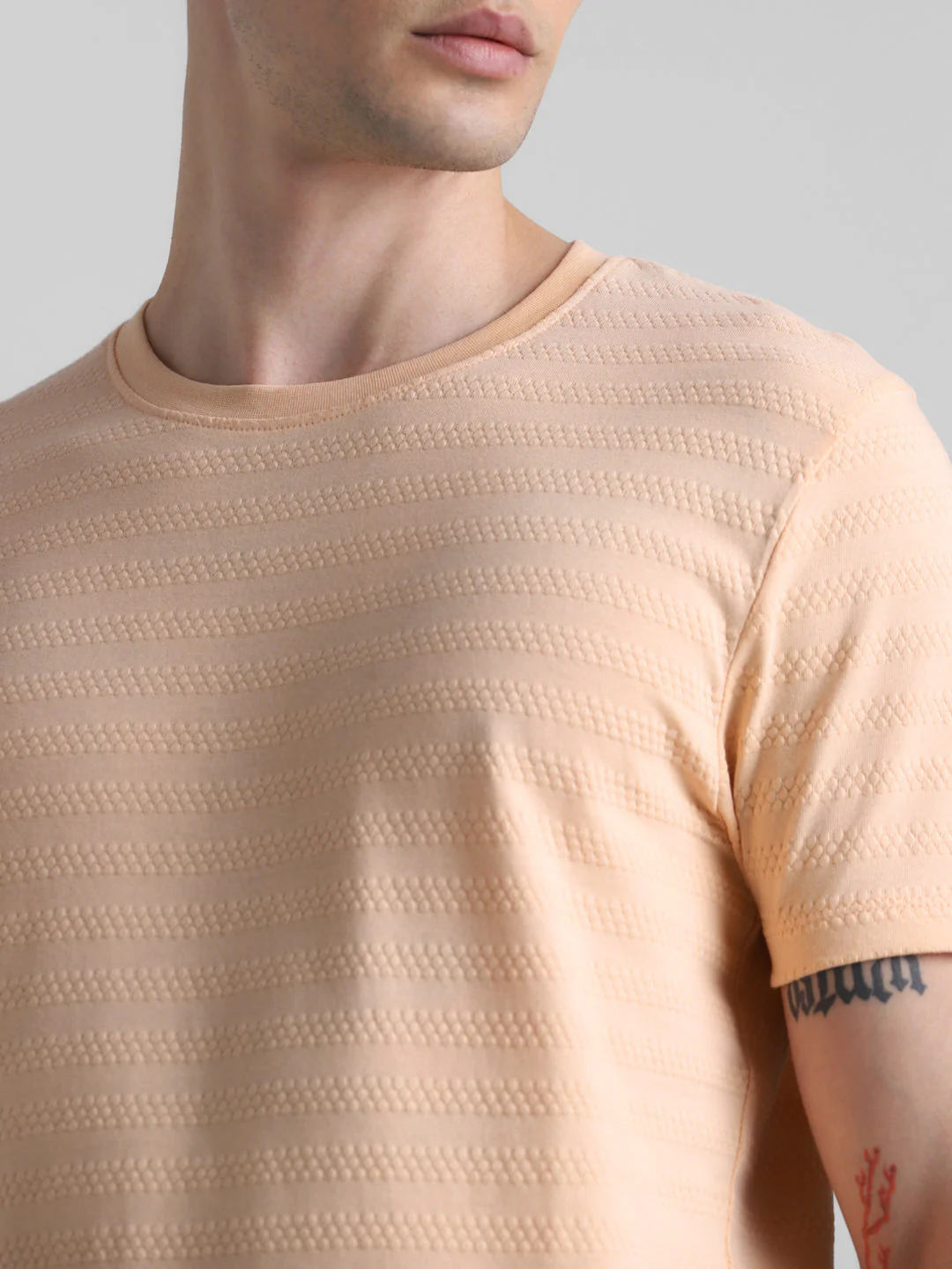 Peach Striped Slim Fit T-shirt - Image 5