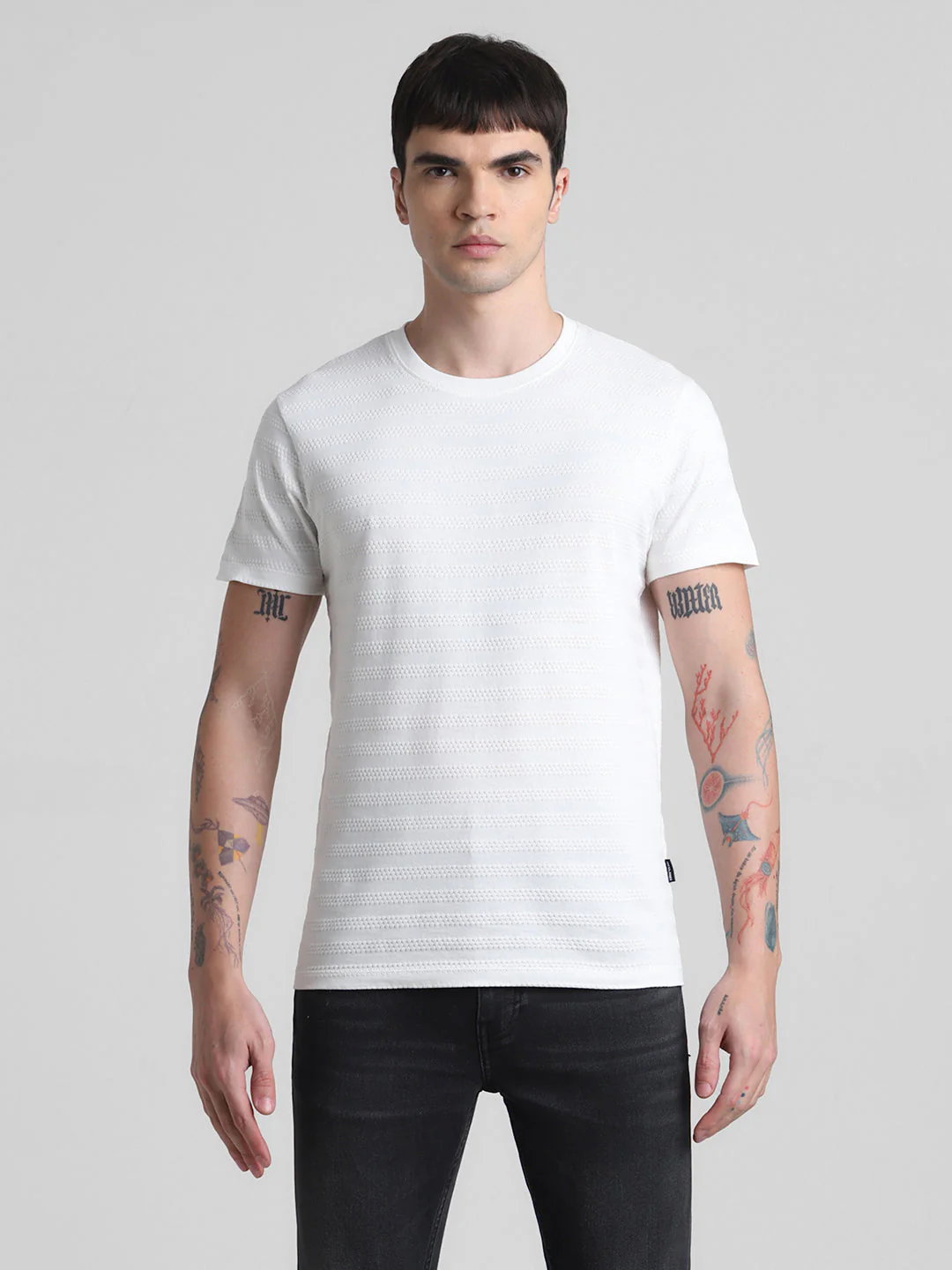 White Striped Slim Fit T-shirt - Image 8
