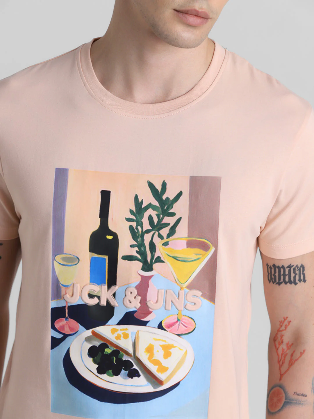Peach Printed Slim Fit T-shirt - Image 5