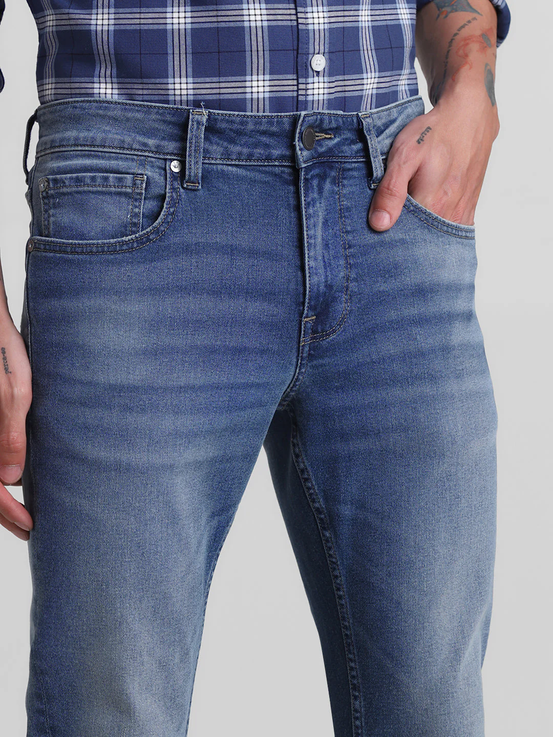 Light Blue 5 Pocket Brak Cropped Jeans - Image 4