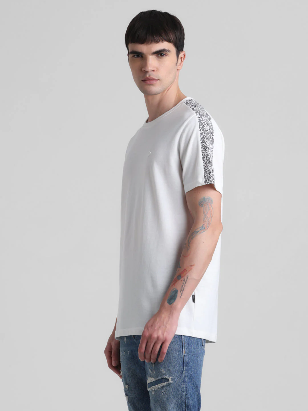 Black Contrast Tape T-shirt - Image 3