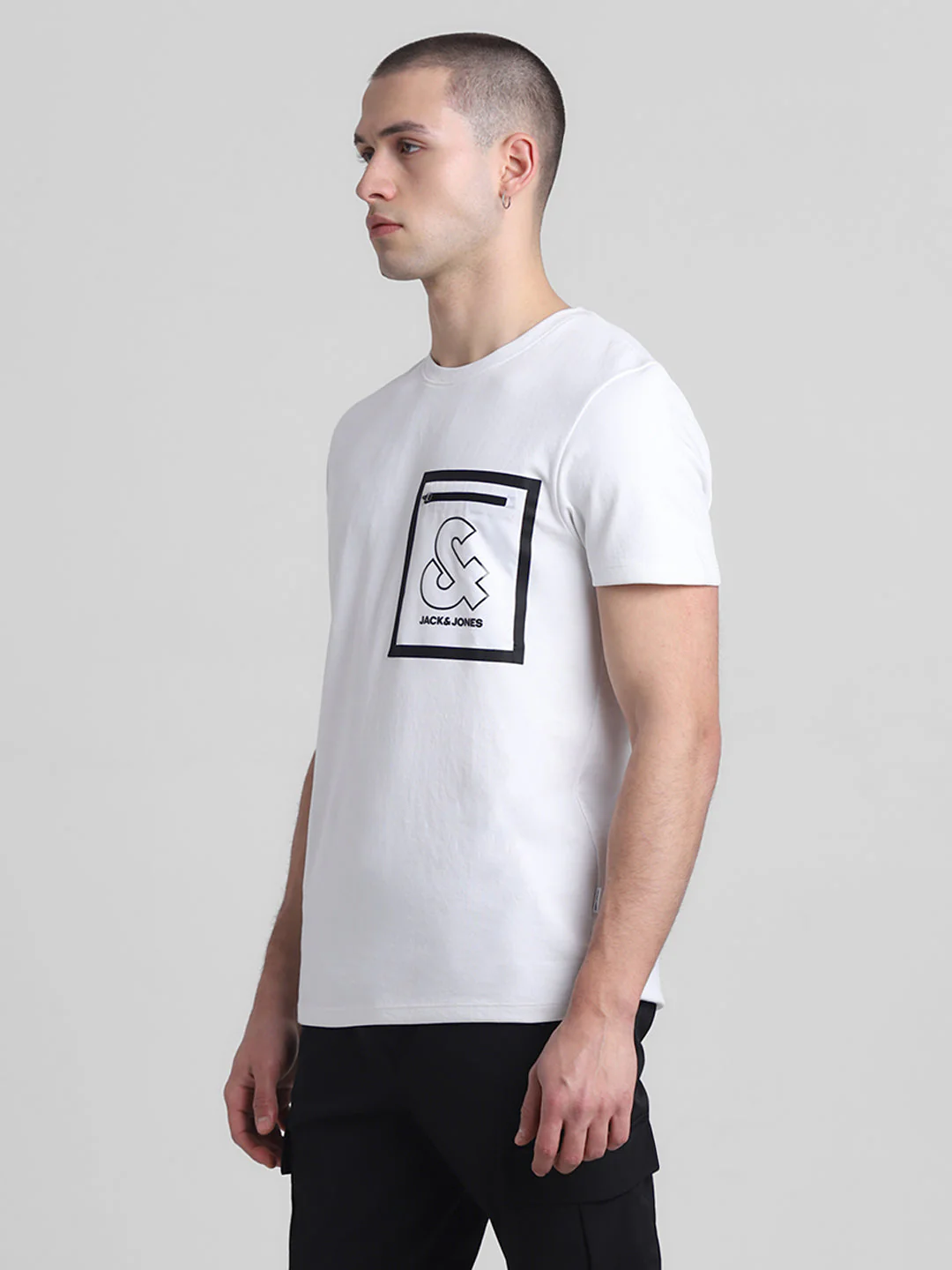 White Patch Pocket T-shirt - Image 3