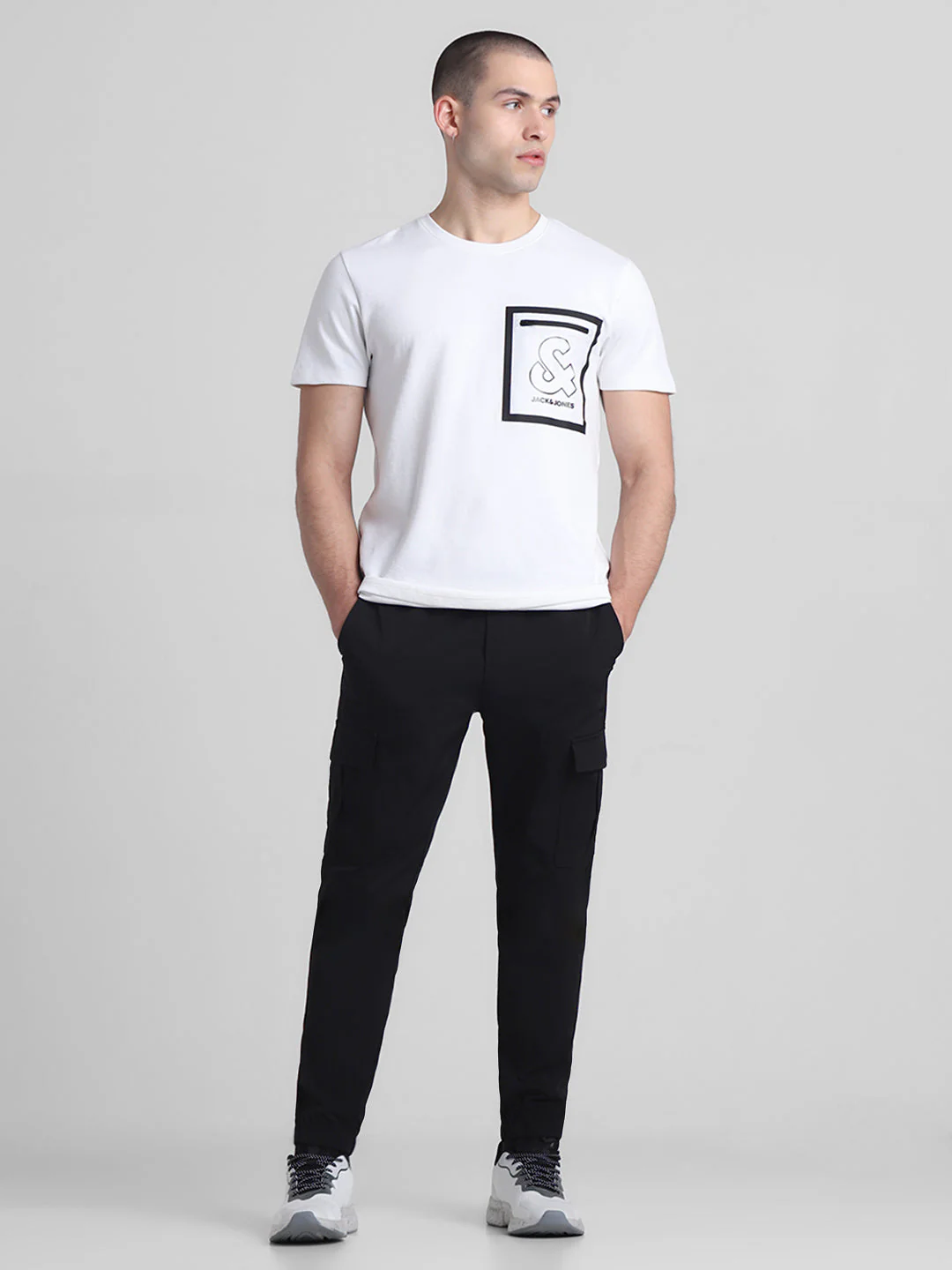 White Patch Pocket T-shirt - Image 6